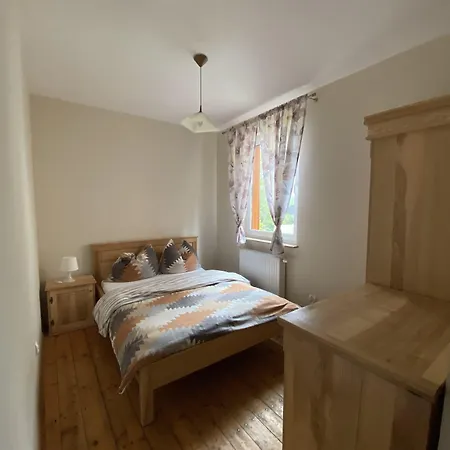 Leonardo Πανσιόν 3*