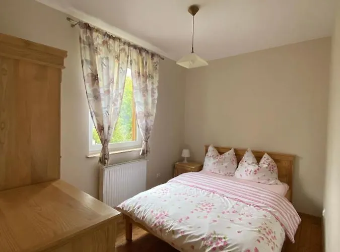 Leonardo Πανσιόν Świeradów-Zdrój